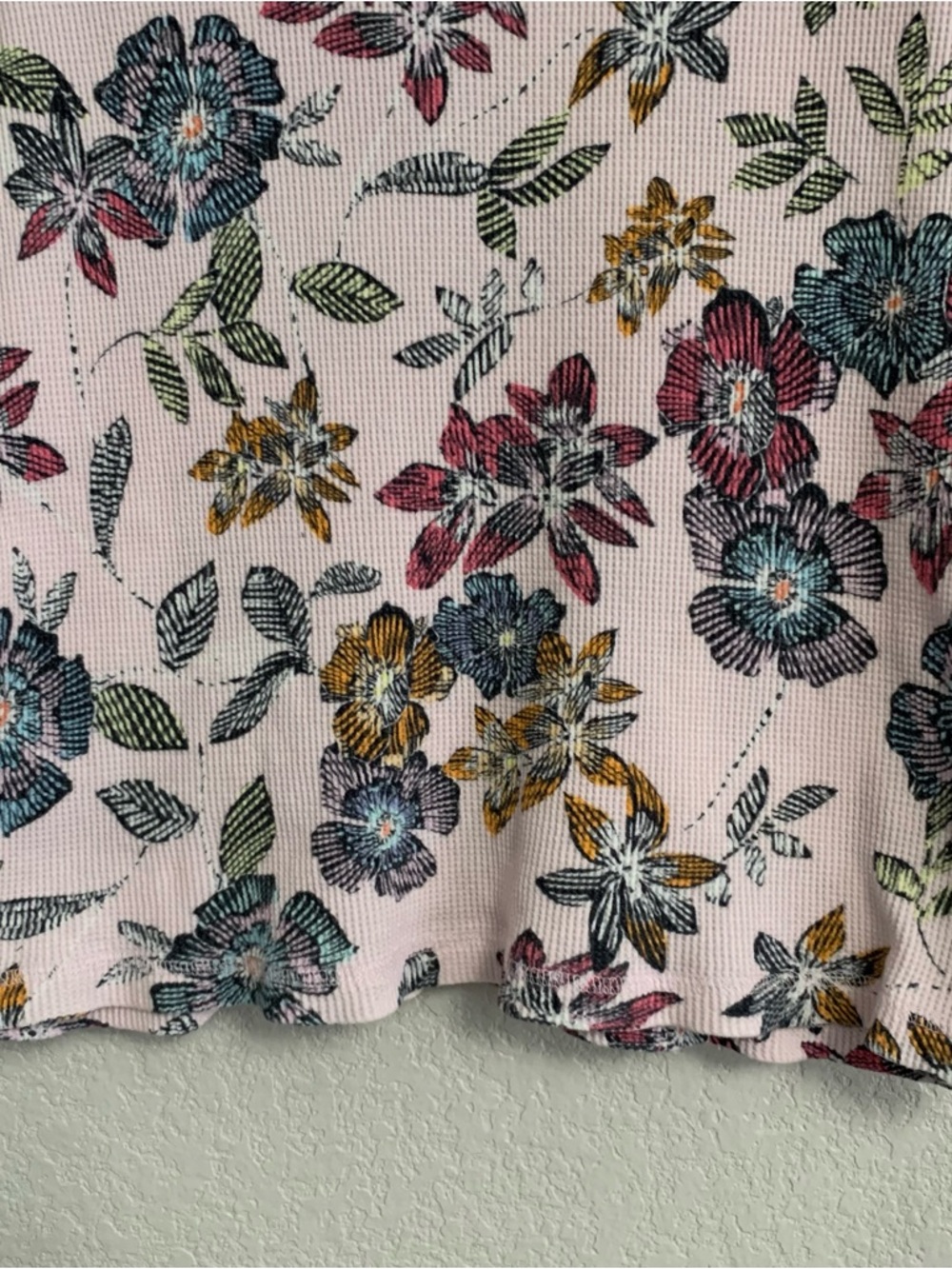 Sundance Tee Top Women M Floral Thermal Waffle Velvet Button Cuff Trim Boho Pink - Picture 8 of 16